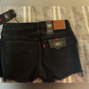 501® ORIGINAL FIT HIGH RISE WOMEN'S SHORTS size 28